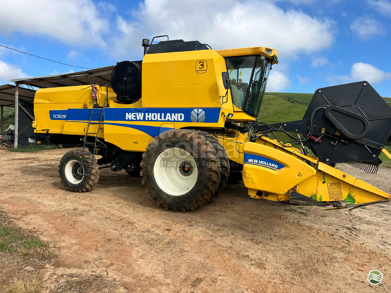 COLHEITADEIRA NEW HOLLAND TC 5090 Sólida Máquinas Agrícolas ERECHIM RIO GRANDE DO SUL RS